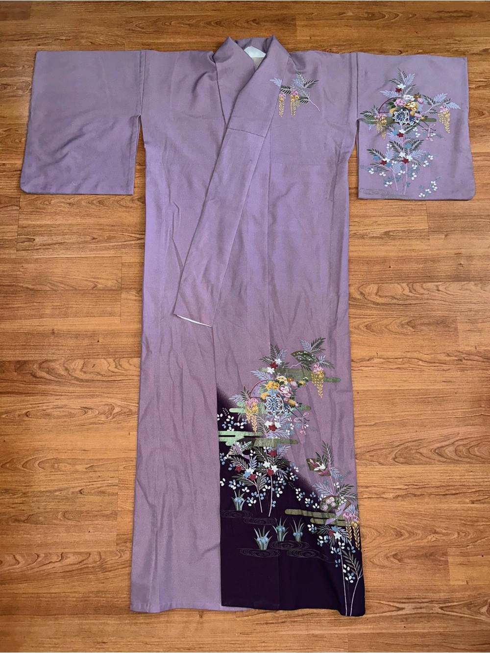 Authentic handmade Kimono, length 60 inches width 23.5 inches, Silk Rayon Blend